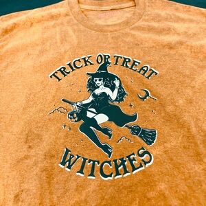 Trick Or Treat Witches Halloween Women’s Burnt Orange Autumn Black Fade Tee NWT